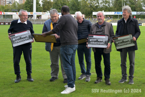 Ehrung der 74er Meistermannschaft beim Heimspiel des SSV Reutlingen am 24.08.2014