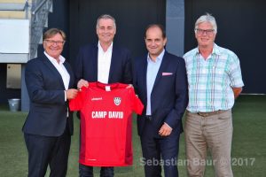 sbaur_20170713_camp-david_sig