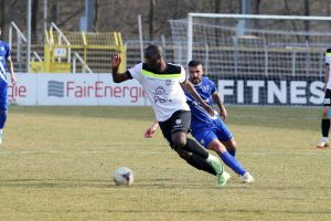Onesi Kuengienda beim Spiel gegen die SGV Freiberg