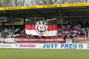 SSV-Fans bei der 1:2-Niederage in Großaspach