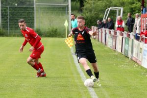 Reutlingens Florian Krajinovic setzt sich durch