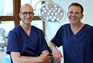 Dr. Ingo Müller-Koelbl (links) und Dr. Marcus Paarsch (rechts) vom MundWerk Metzingen