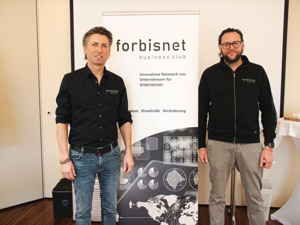 Peter Wolf (links) und Ferdinand Schneider (rechts) vom forbisnet business club