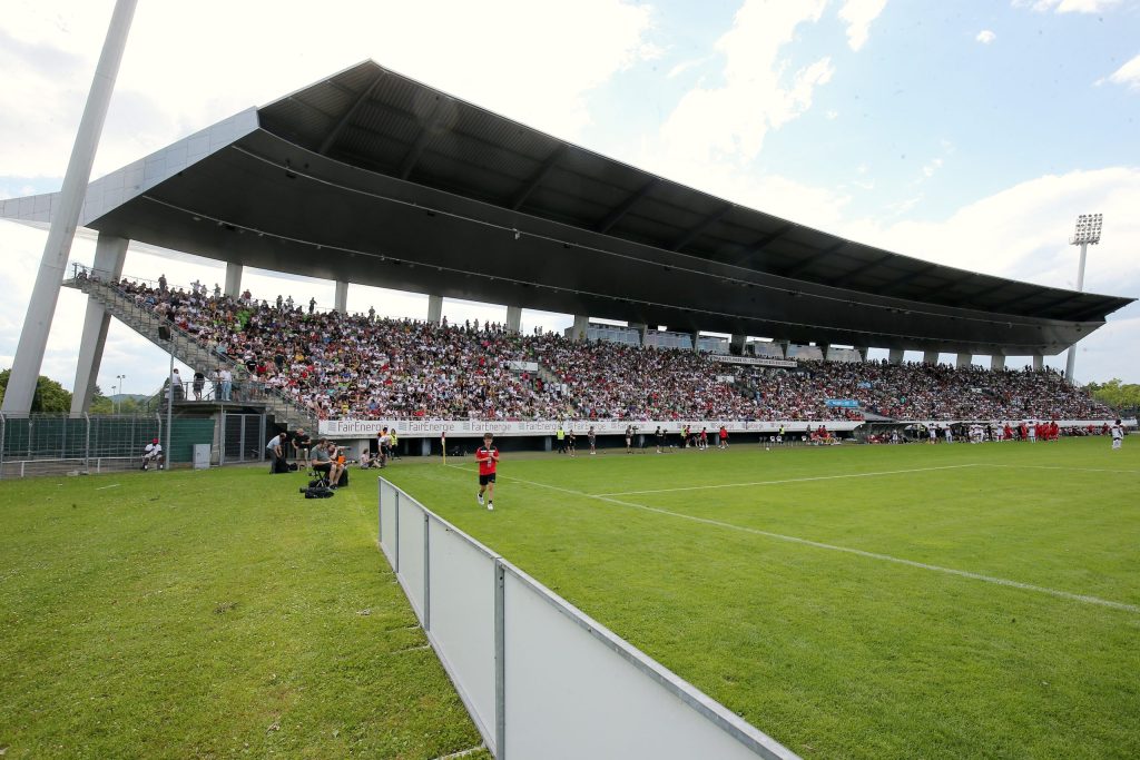 Stuttgart kommt – Alle Infos zum Saisonstart an der Kreuzeiche