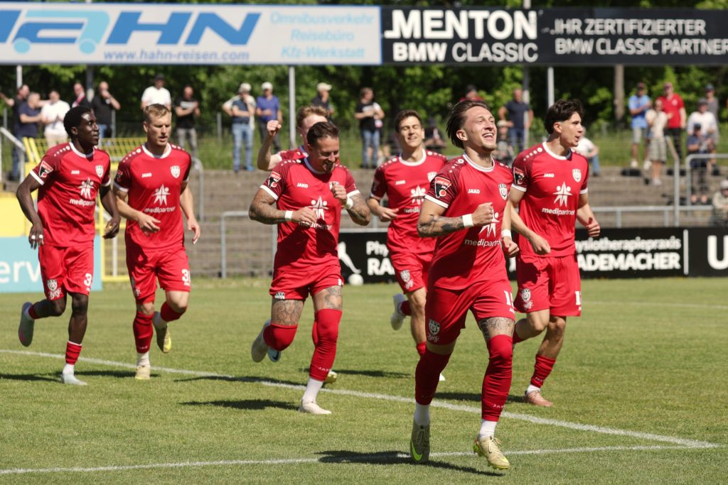 Schützenfest beim Heimspiel gegen Hollenbach