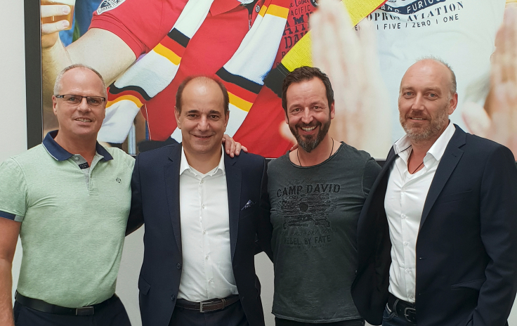 SSV 05 Reutlingen setzt Erfolgsserie im Business Club fort - Trikotsponsor Camp  David verlngert seinen Sponsoren Vertrag - weitere neue Sponsoren und  gemeinsame Zukunftsprojekte - SSV Reutlingen 05